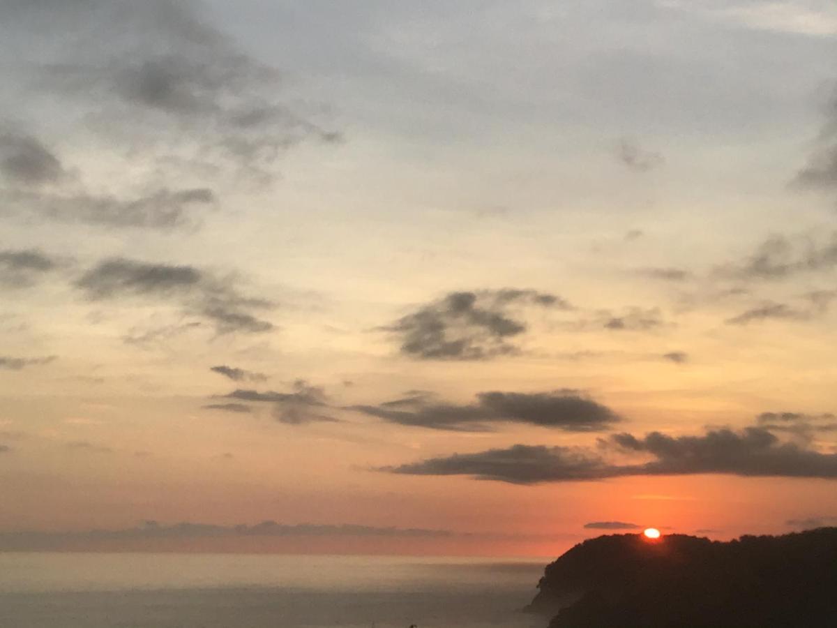 Canta La Rana Playa Bejuco (Guanacaste)